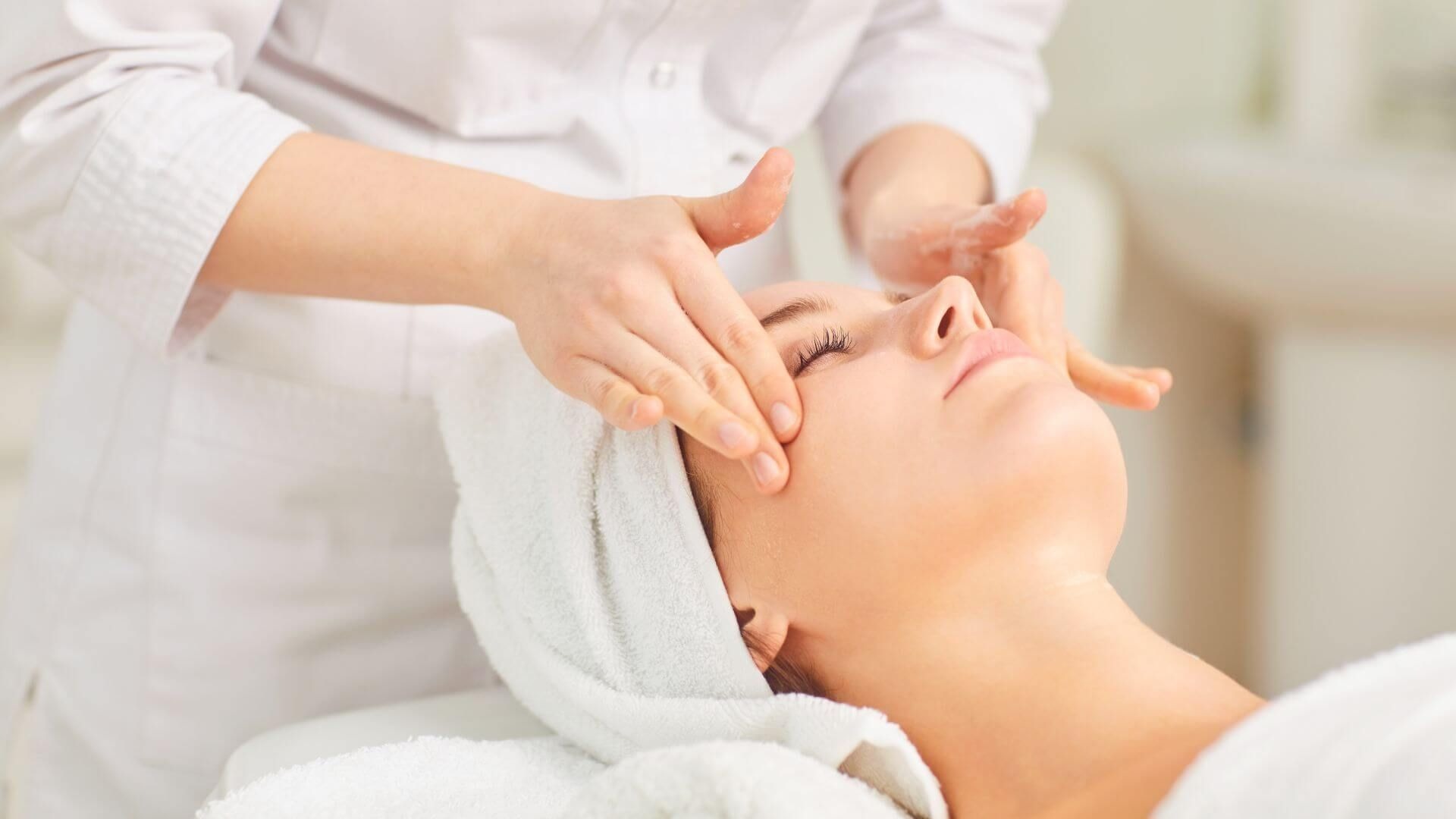 Natural Skincare Routine for Glowing Skin A Gentle Guide to Radiant Beauty