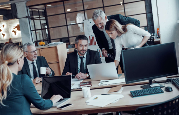 How to Stand Out in the Modern Job Market
